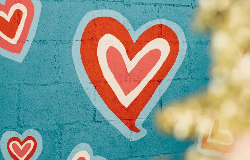 red-heart-on-wall